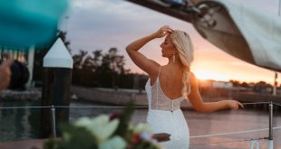 Romantic Modern Elopement Styled Shoot in the heart of Downtown Charleston