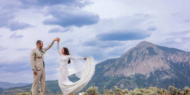 Jessica and Burton's Intimate Wedding in the Heart of the Rockies