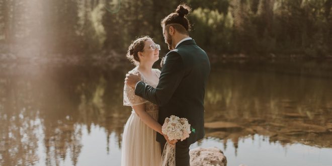 Laura and Bryan's Scenic Lakeside Elopement at Crested Butte