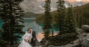 Lakeside Styled Shoot in the Mountains at Banff National Park