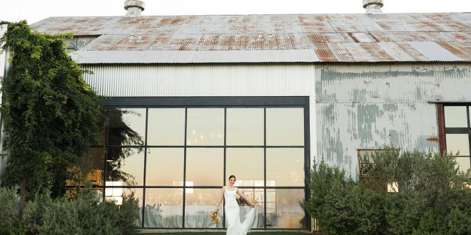 Modern, Elegant and Romantic Spring Wedding Styled Shoot at The Gin