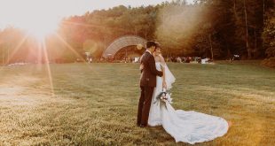 Kelsey and Peter's Scenic and Romantic Wedding at Hocking Hills