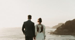 Parker and Sam's Romantic Styled Shoot Elopement at Crook Point